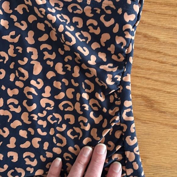 Hardly Worn! Kona Sol Cheetah Print Tankini Bathing Suit Swim Top Size Medium - Picture 10 of 10